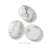 Howlite Palm Stone - MystiqHouse