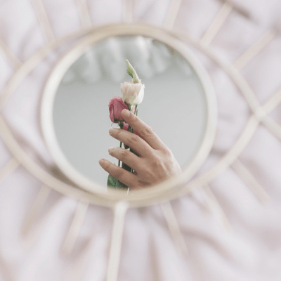 Affirmations & Manifestation: Crafting Your Reality with Words and Intent - MystiqHouse