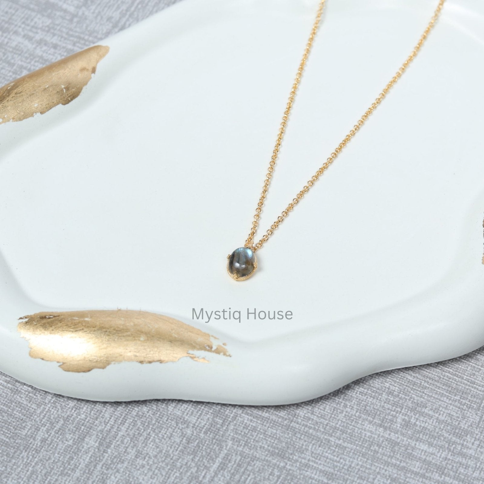 Labradorite 92.5 Silver Oval Necklace - MystiqHouse